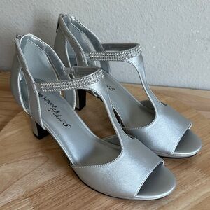 Easy Street Womens Flash Heeled Sandals